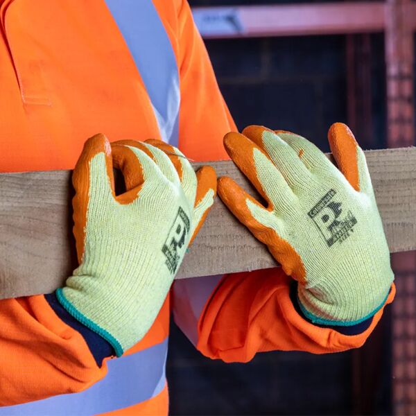 Pred Amber Thumbnail