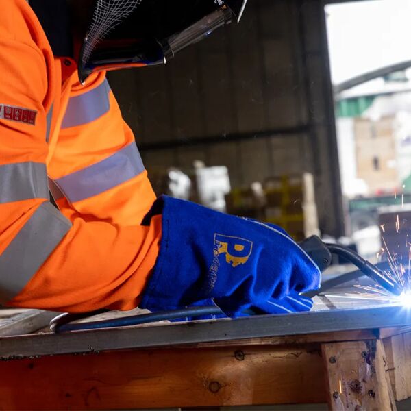 Lightning Mig Gauntlet - Blue Thumbnail